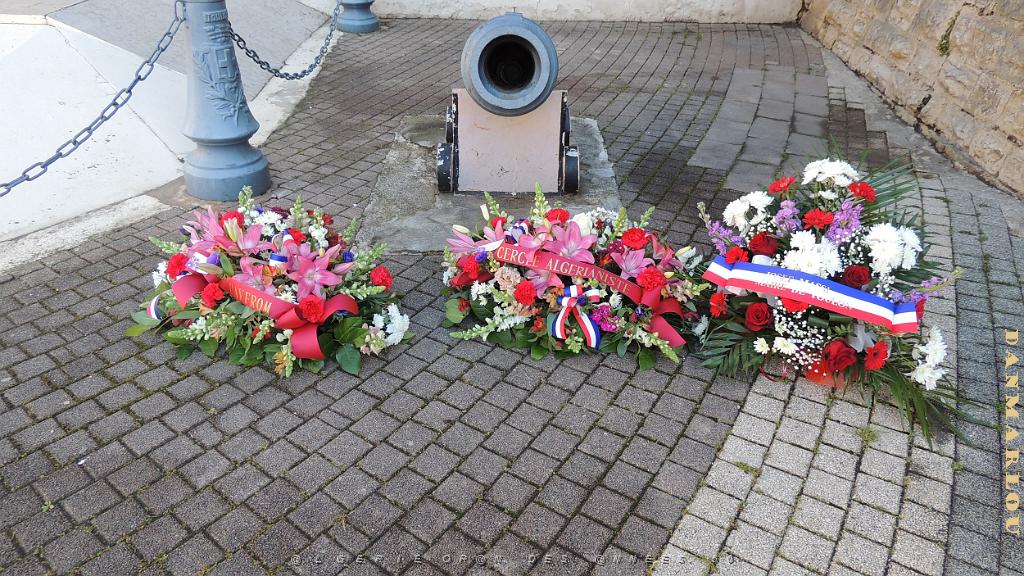 2025 03 26 TOULON TRAGEDIE DE LA RUE D ISLY A ALGER 26 03 1962 AVEC LE CA (2).jpg